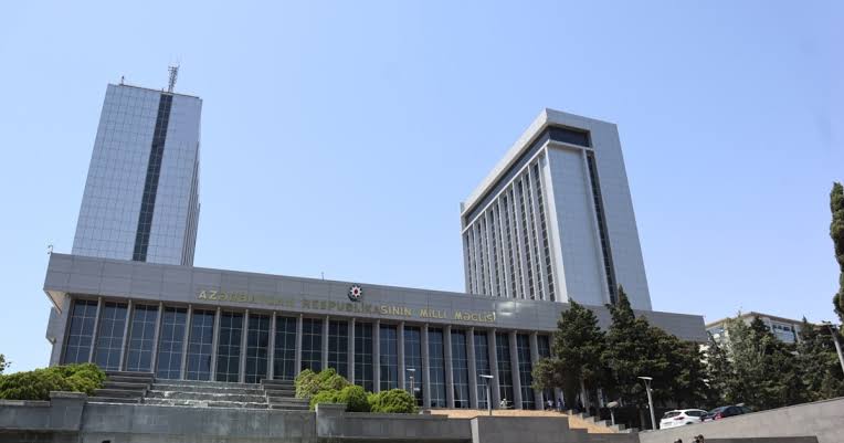 ​​​​​​Abidələrin köçürülməsinə dair yeni tələb müəyyənləşir